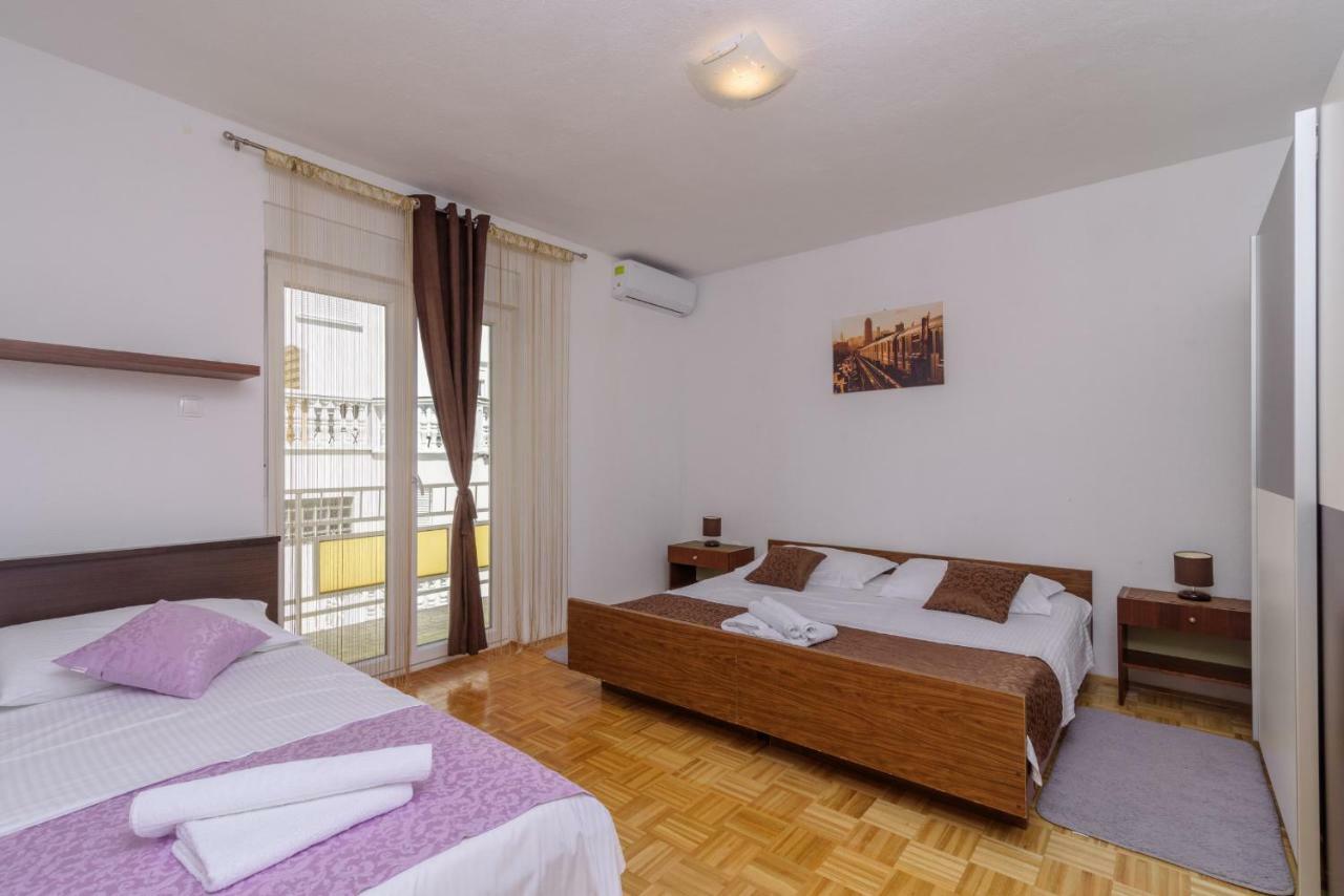 Renic Apartmani Kastela Bagian luar foto